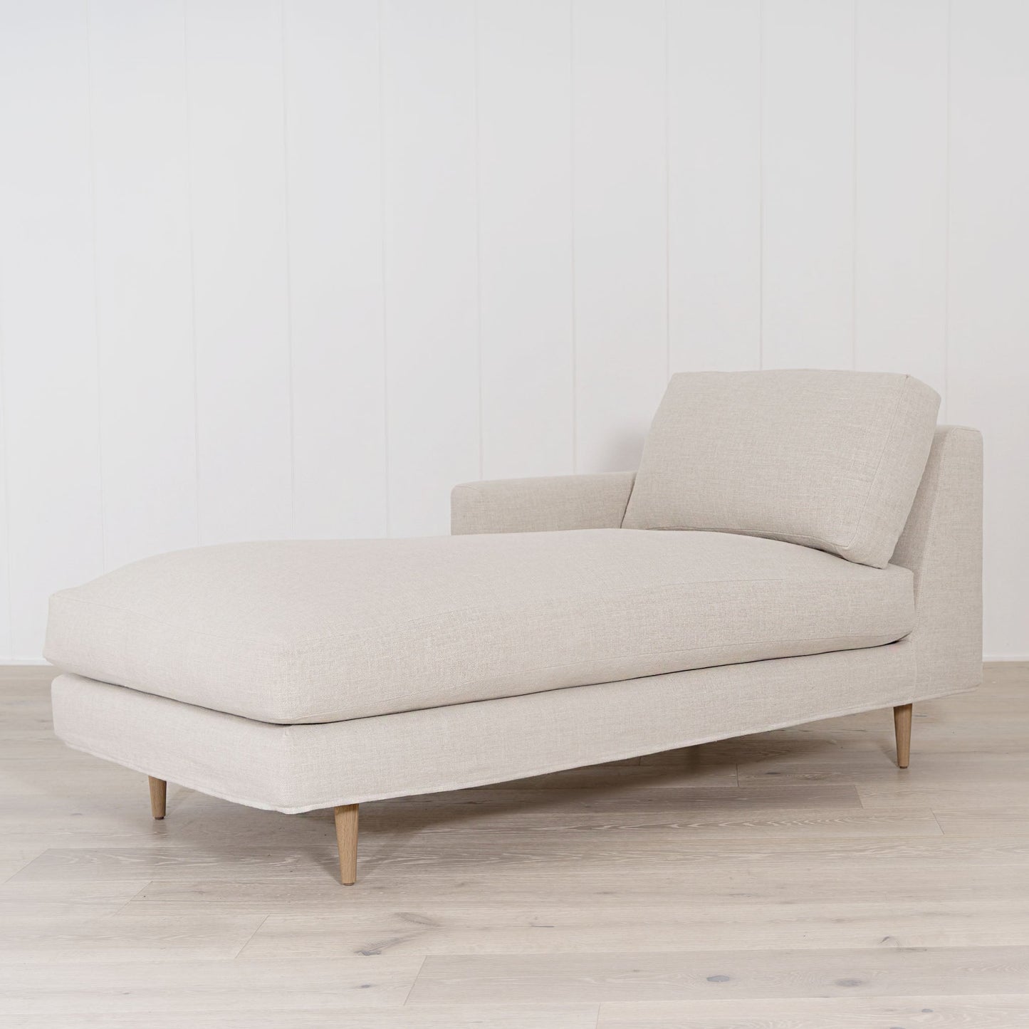 Chaise Avilia