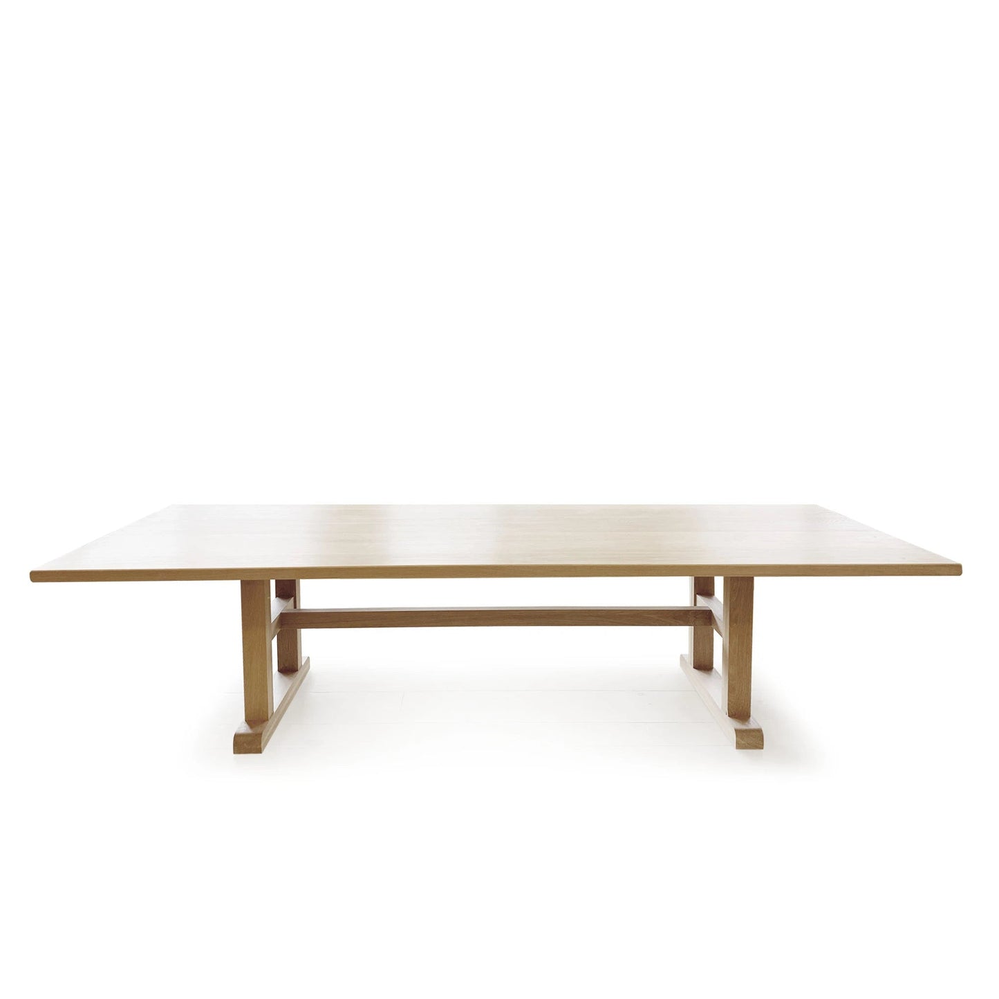 Table à manger en foin