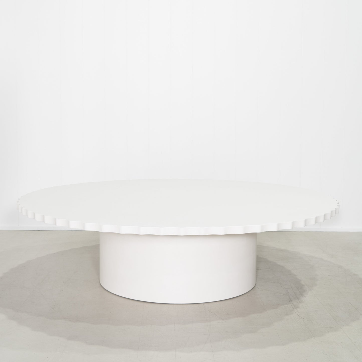 Table à manger en genévrier