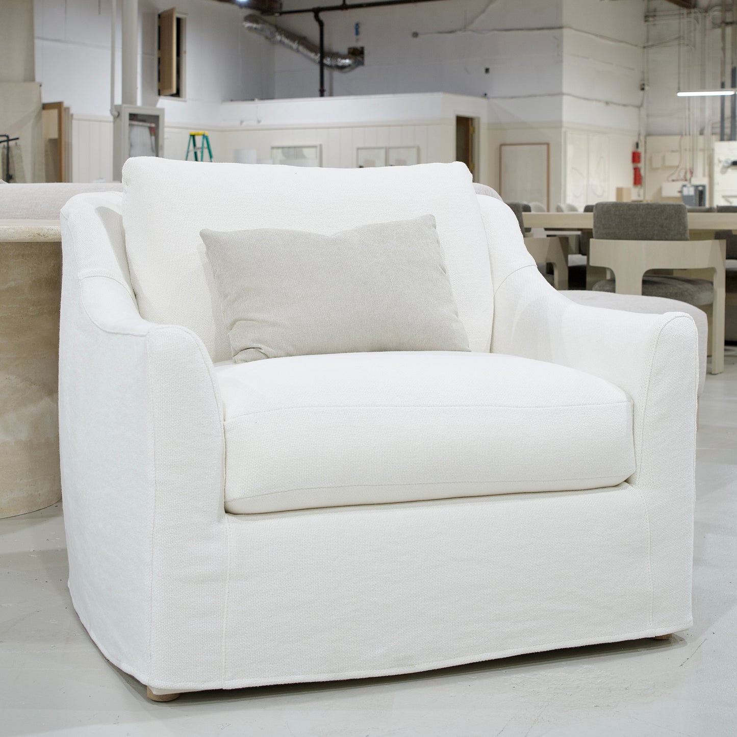 Chaise Jasper L