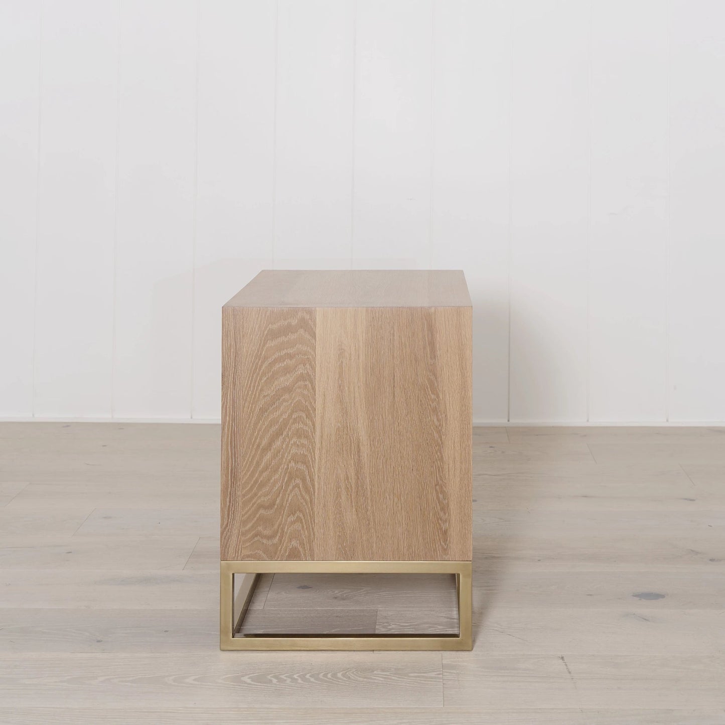 Structure - Table de chevet avec base en laiton