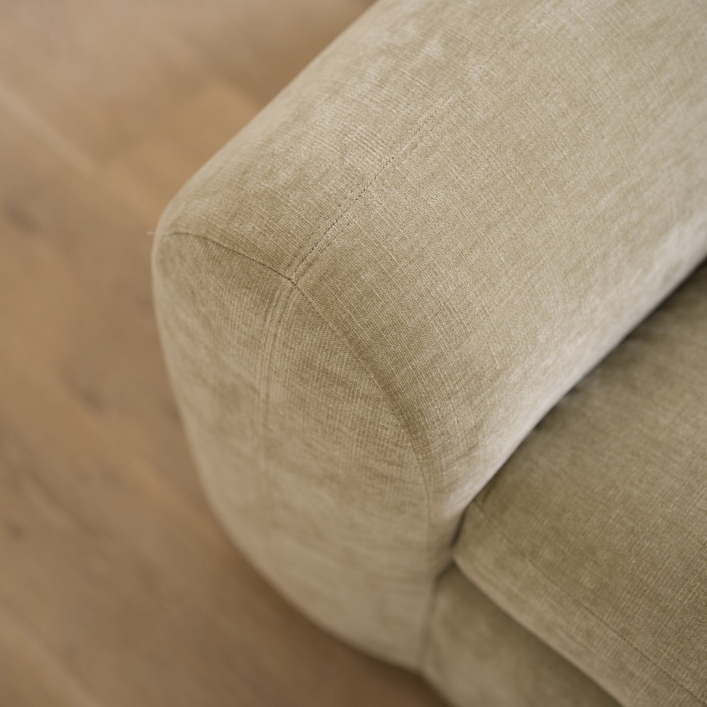 Chaise Bruno
