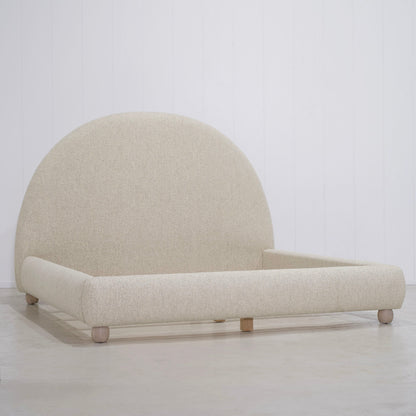 Christophe Bed