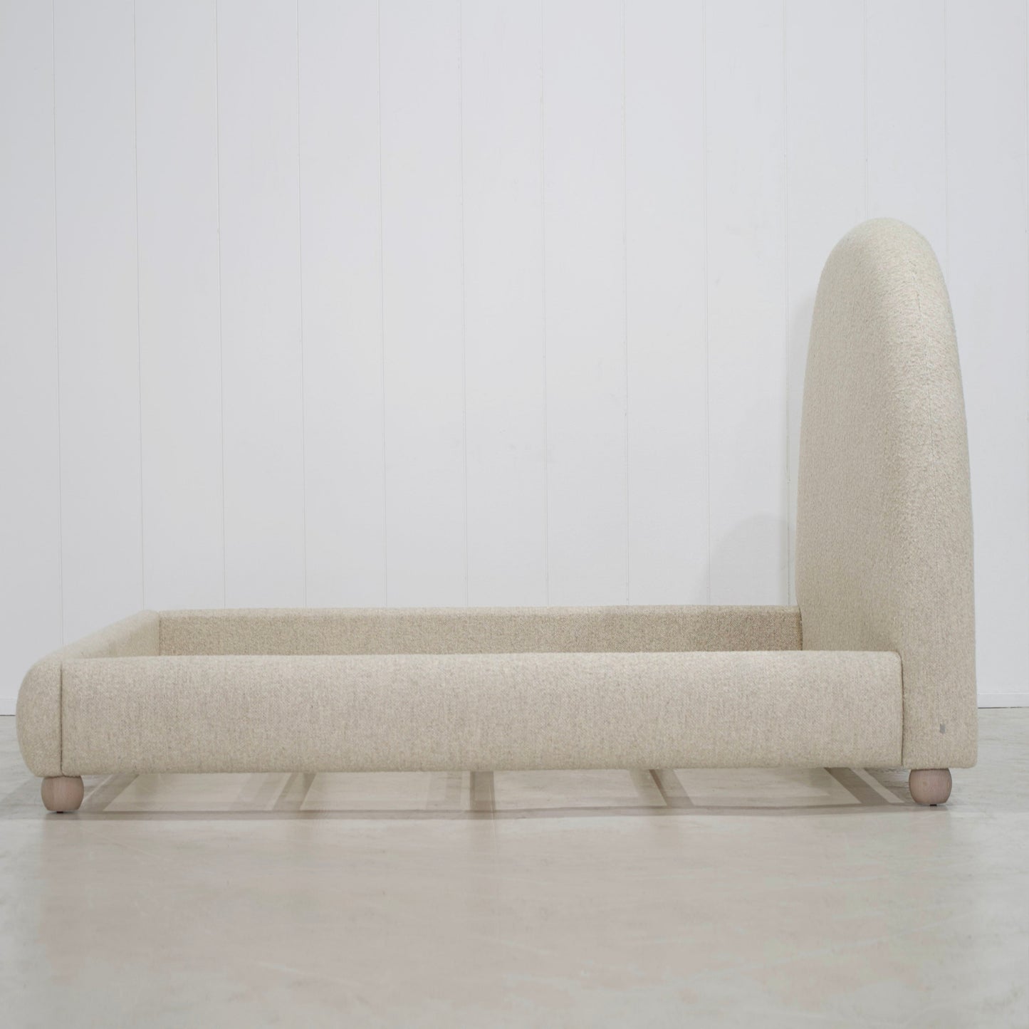 Christophe Bed