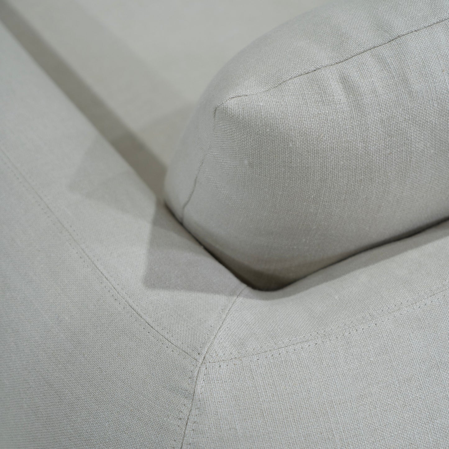 Chaise Bruno