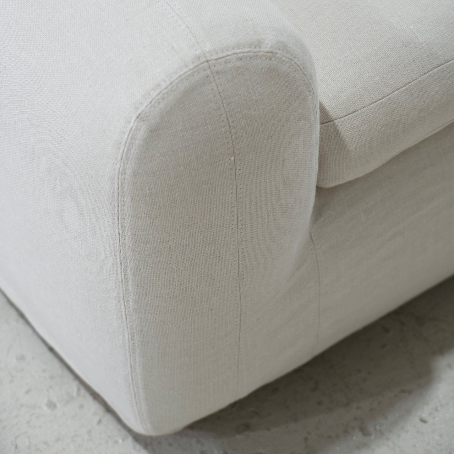 Chaise Bruno
