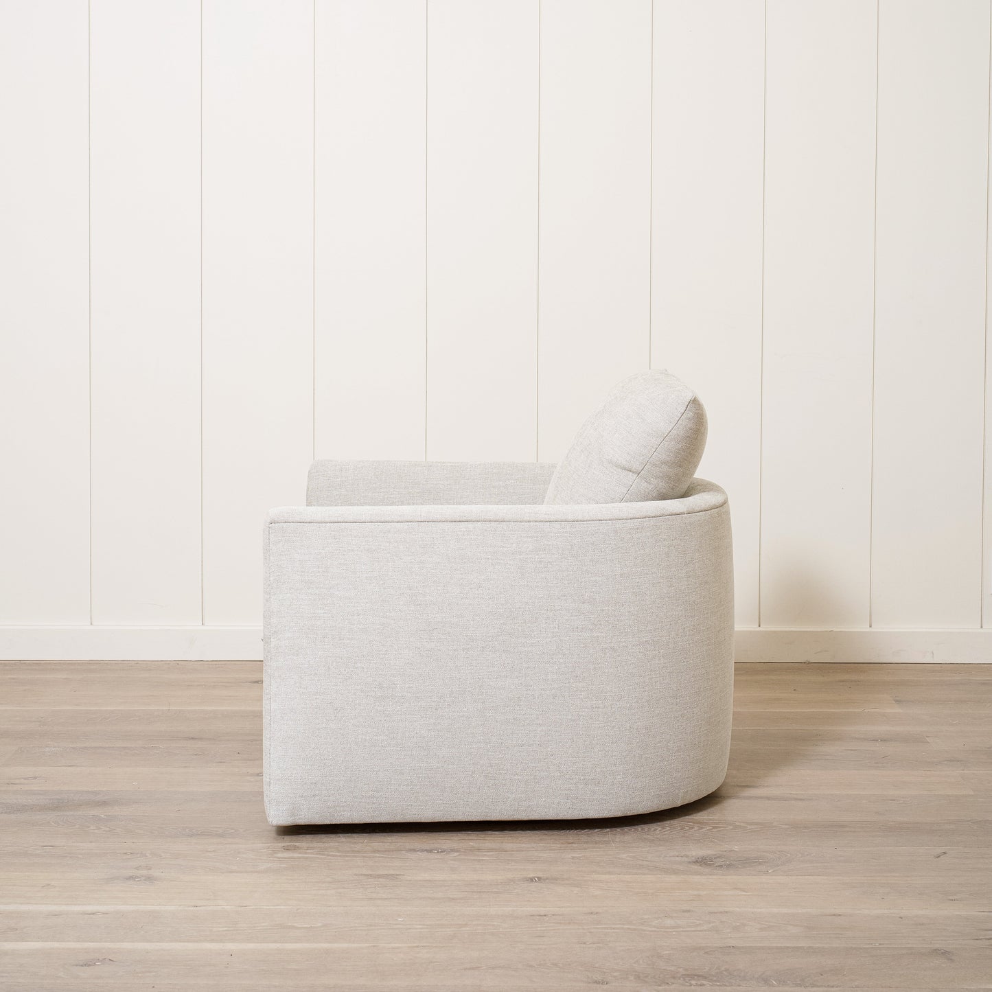 Chaise McGrath M
