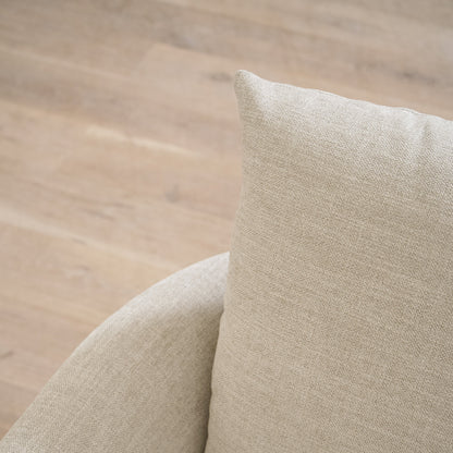 Chaise McGrath M