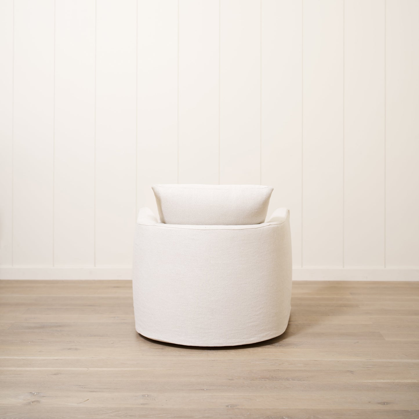 Chaise McGrath M