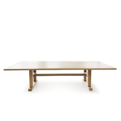 Table à manger en foin