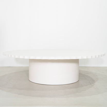 Table à manger en genévrier