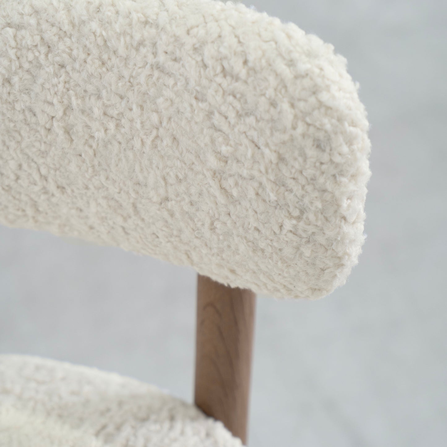 Tabouret de comptoir à loquet