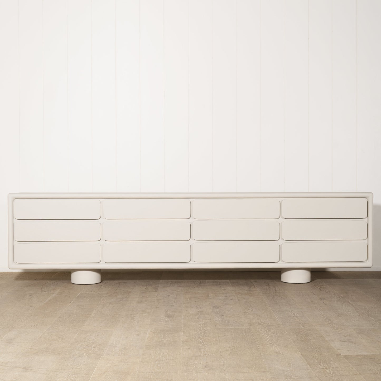 Console Livia