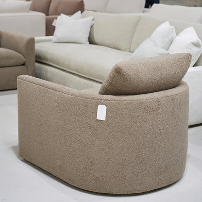 Chaise McGrath L