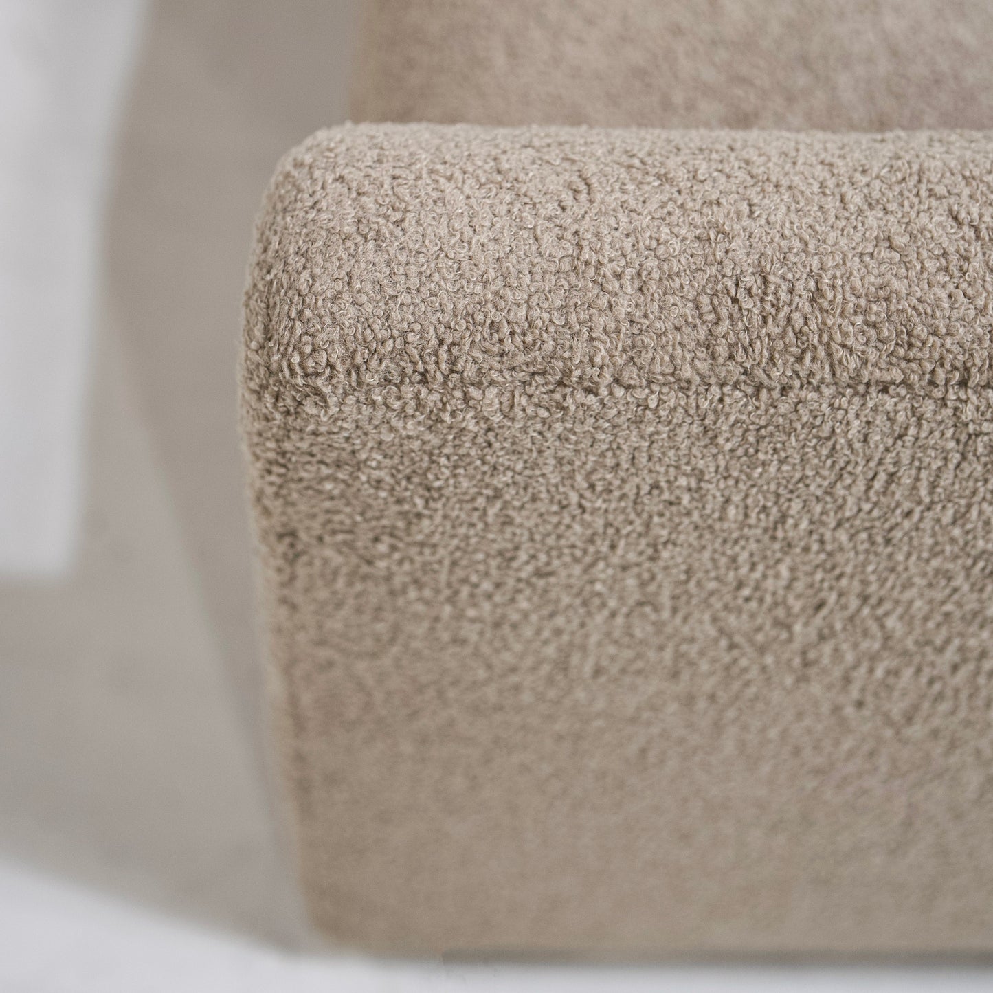 Chaise McGrath L