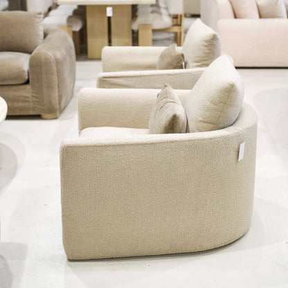 Chaise McGrath L