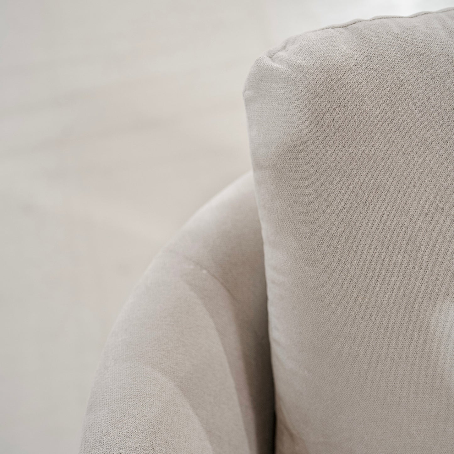 Chaise McGrath L
