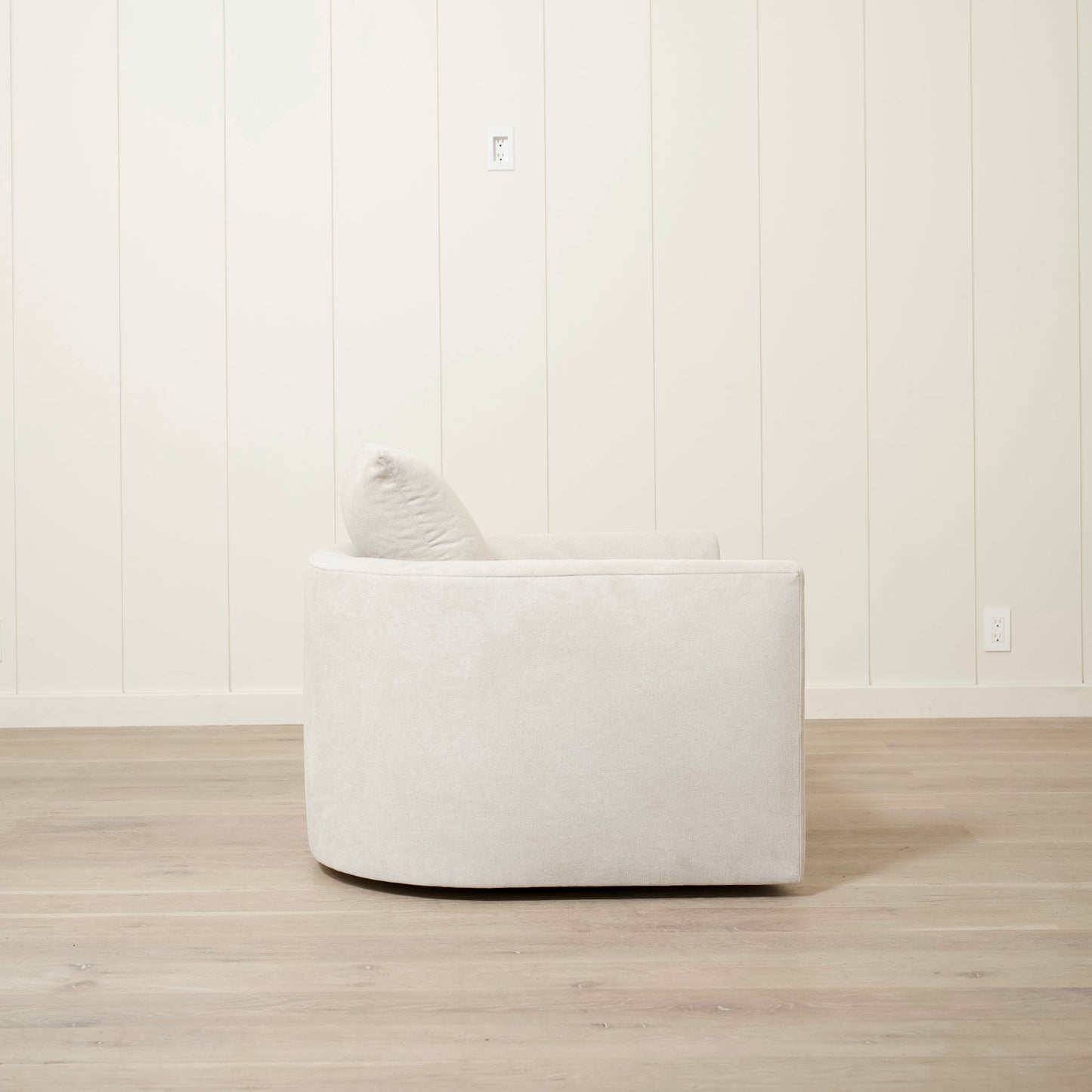 Chaise McGrath L