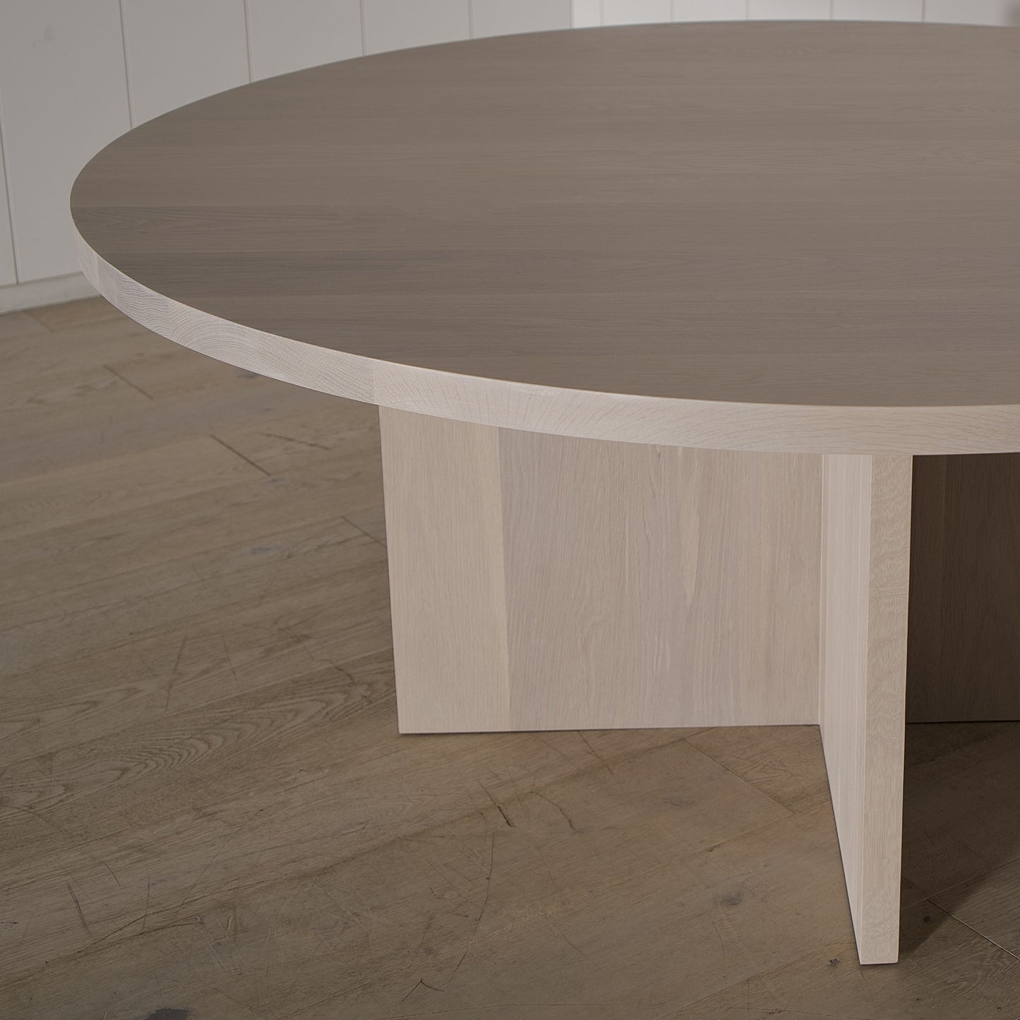 Table à manger à boutons