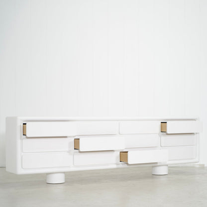Console Livia