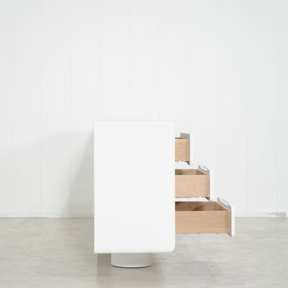 Console Livia