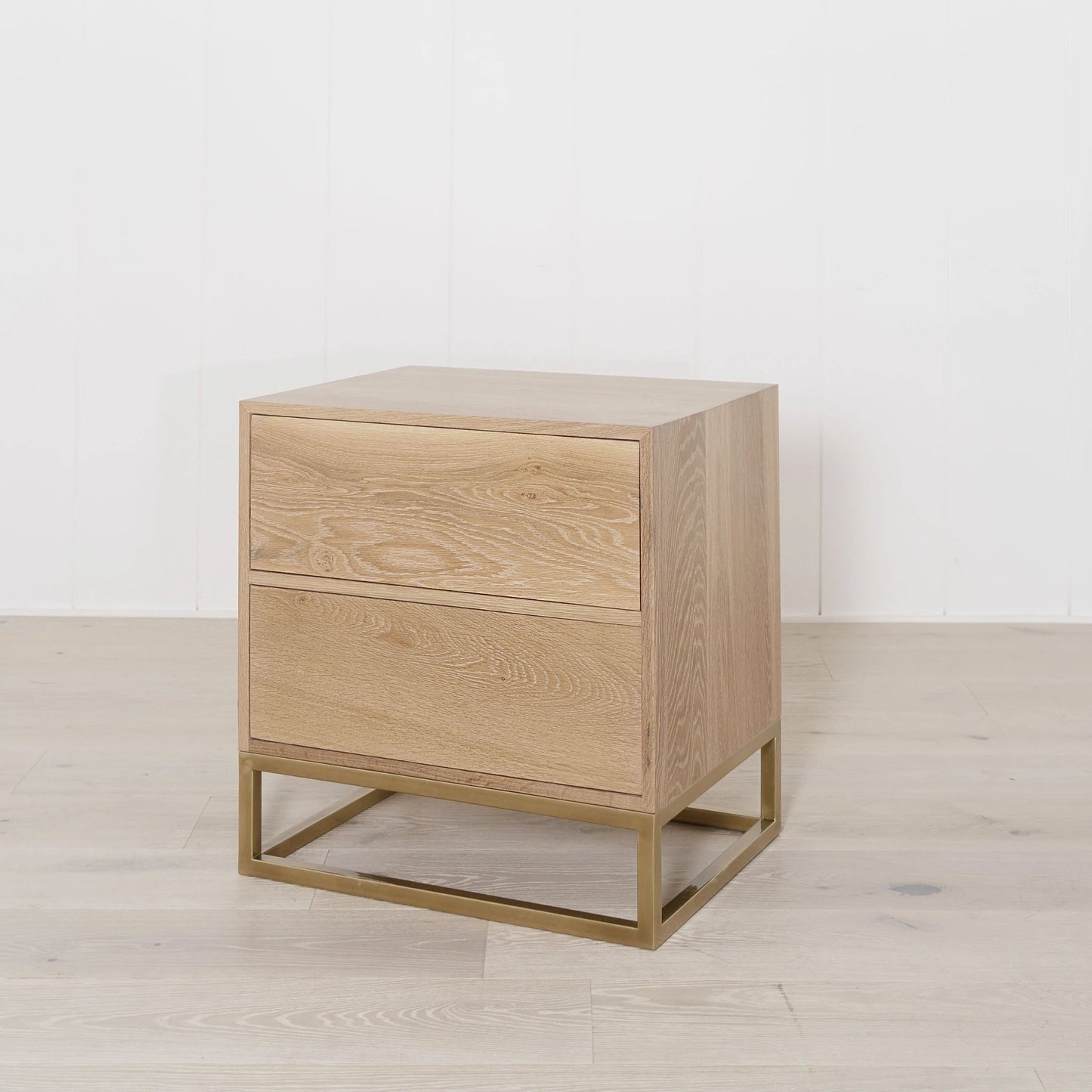 Structure - Table de chevet avec base en laiton